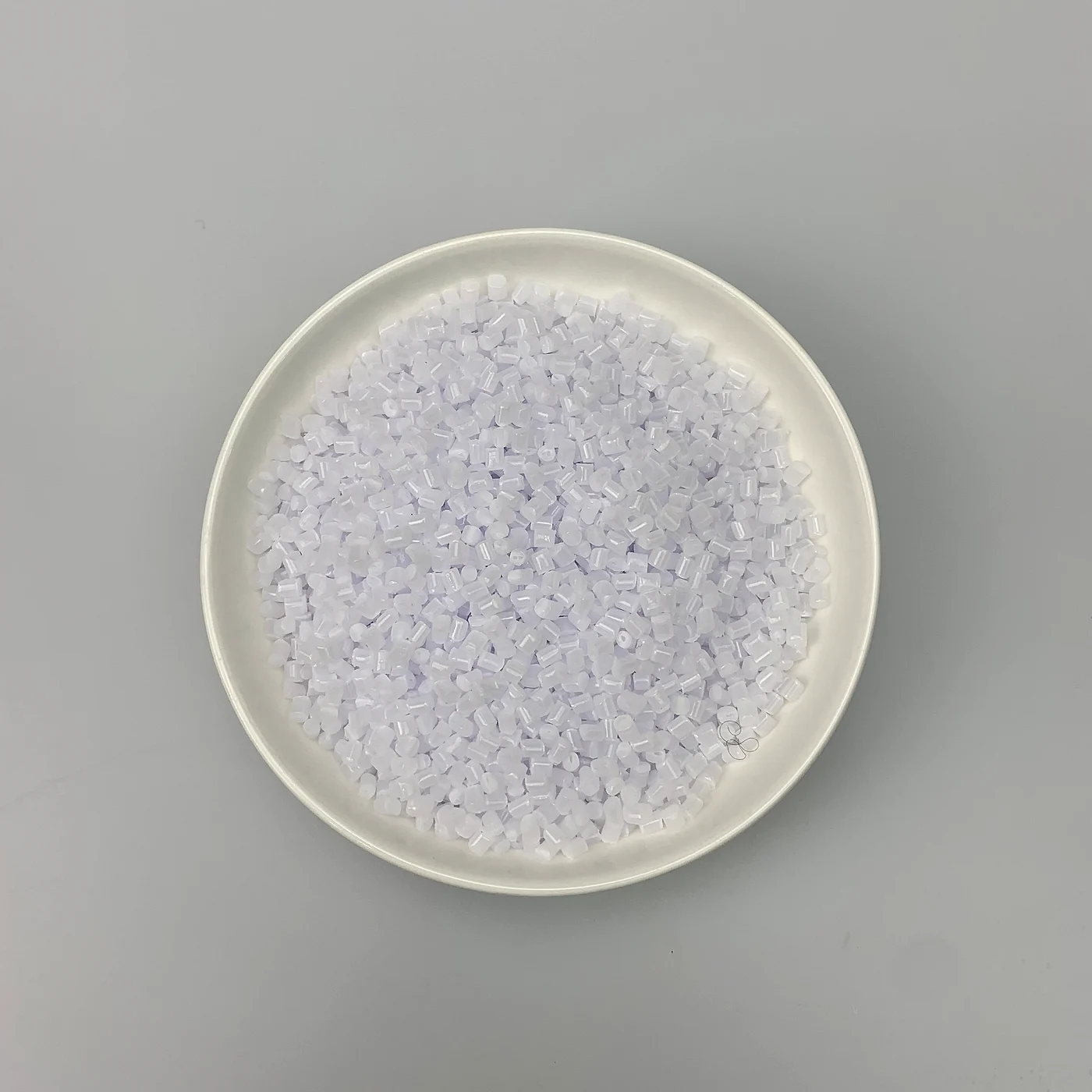 DGK-PC F295AA light diffusion PC pellets in bowl